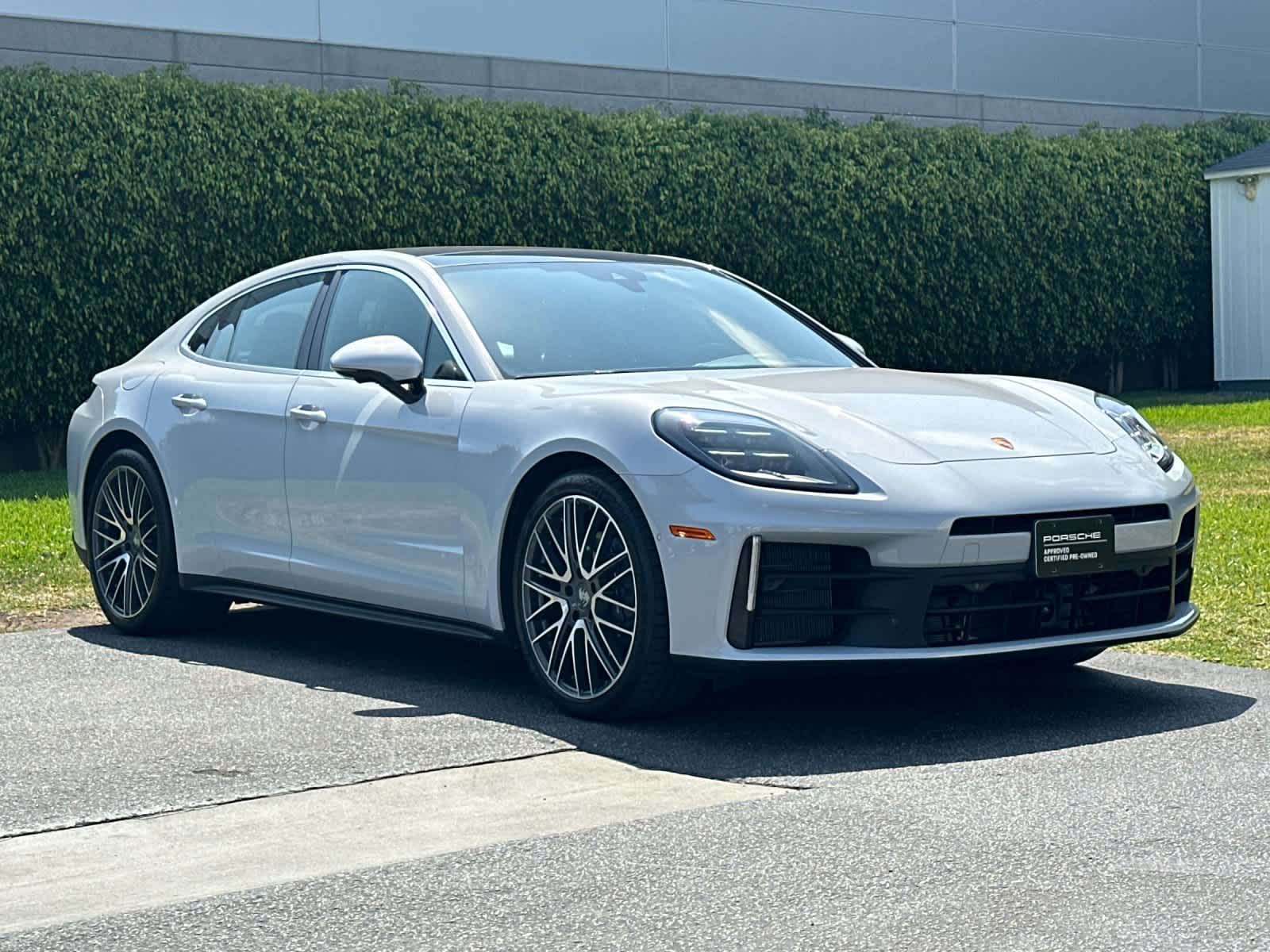 2025 Porsche Panamera Panamera