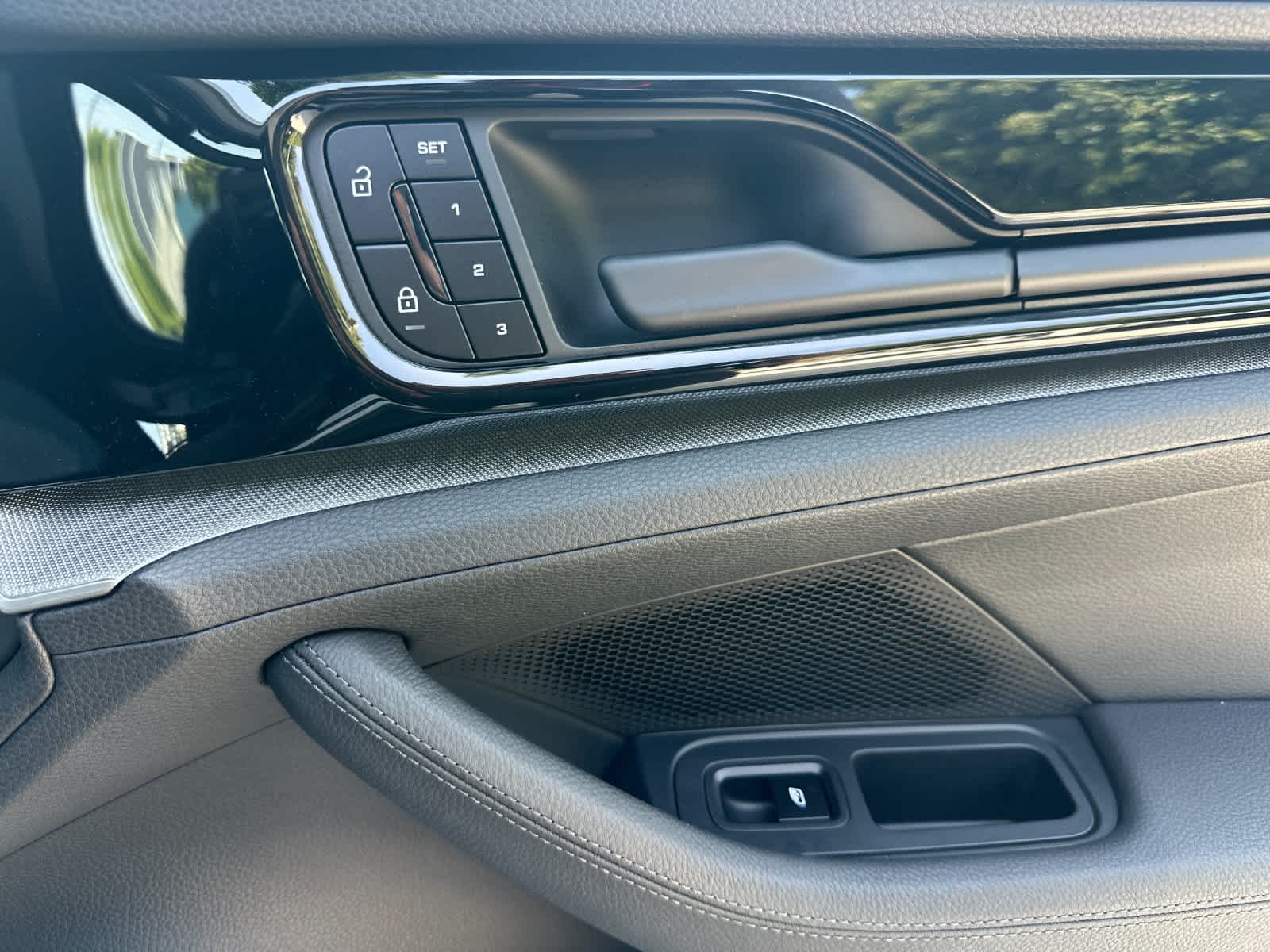 2025 Porsche Panamera Panamera