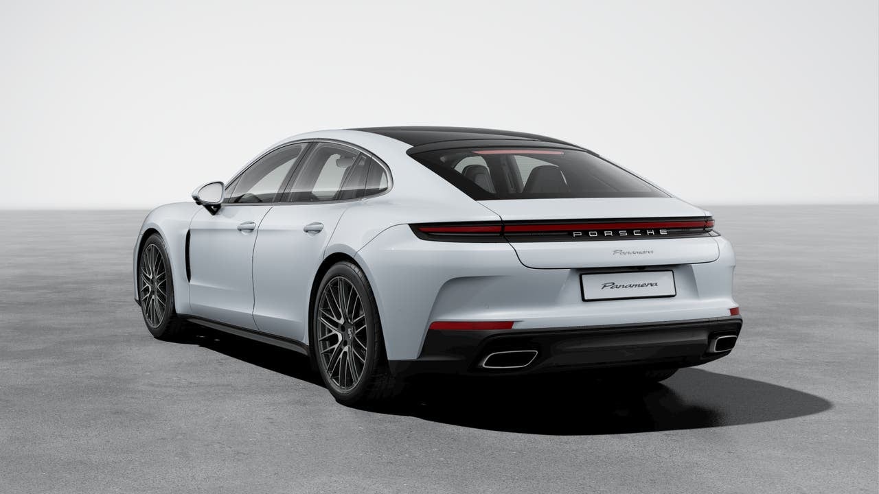 2025 Porsche Panamera 4