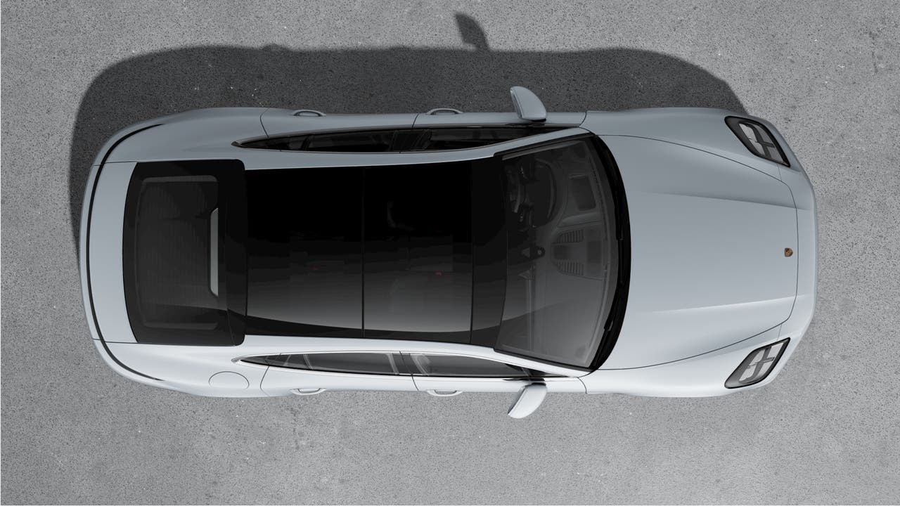 2025 Porsche Panamera 4