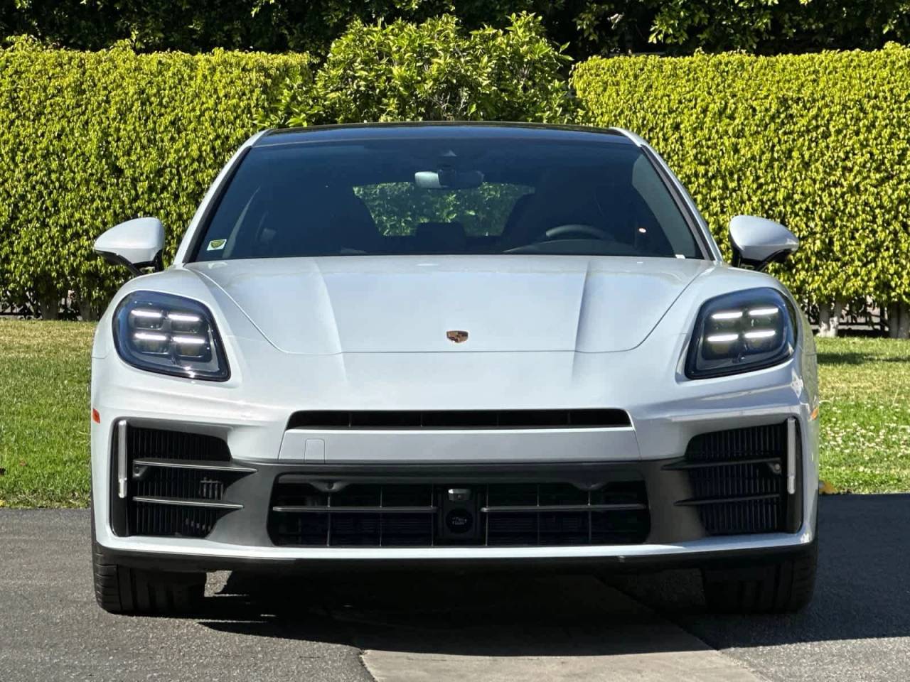 2026 Porsche Panamera 4