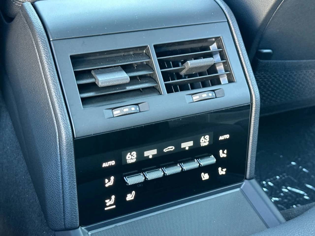 2026 Porsche Panamera 4