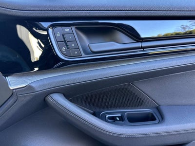 2026 Porsche Panamera 4