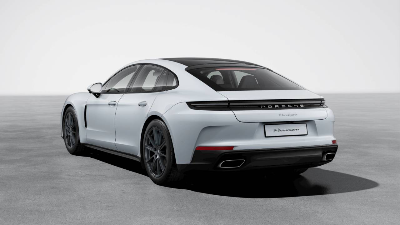 2026 Porsche Panamera 4