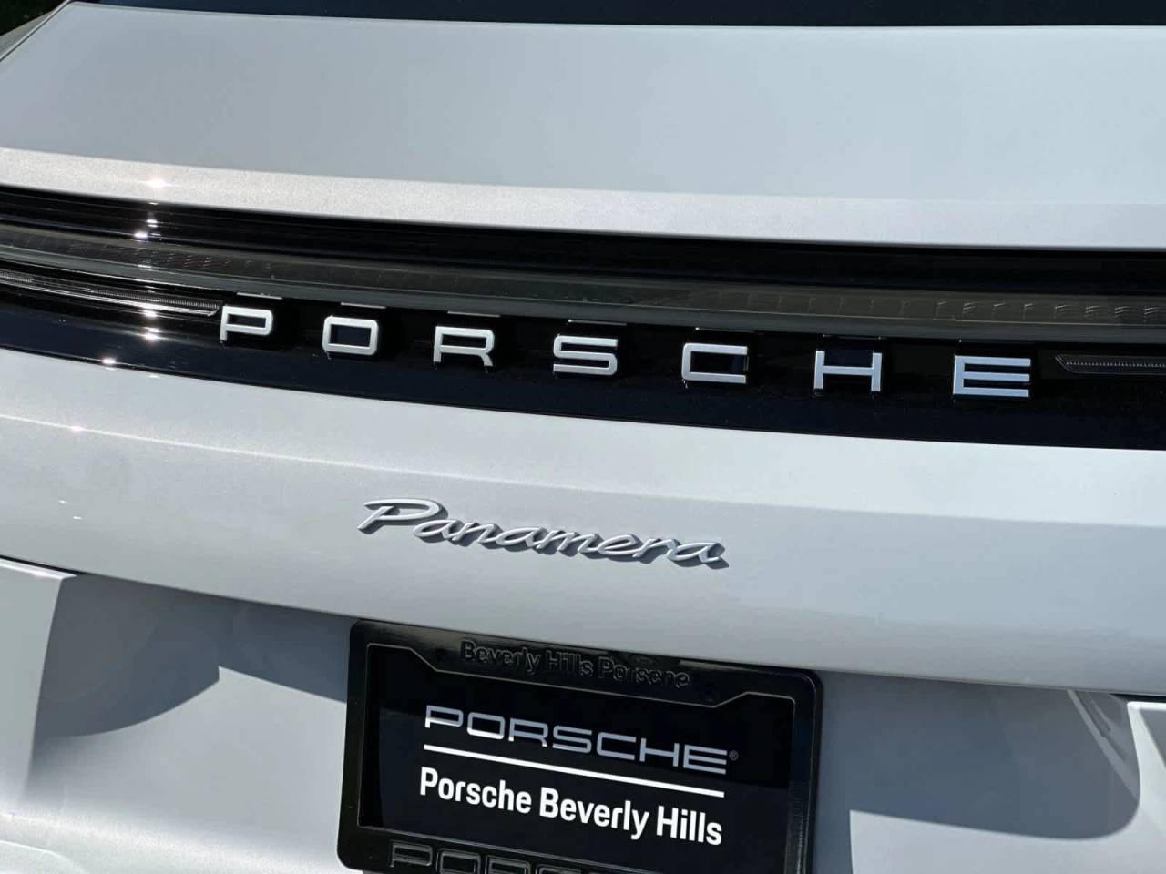 2026 Porsche Panamera 4