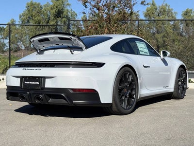 2026 Porsche 911 Carrera GTS