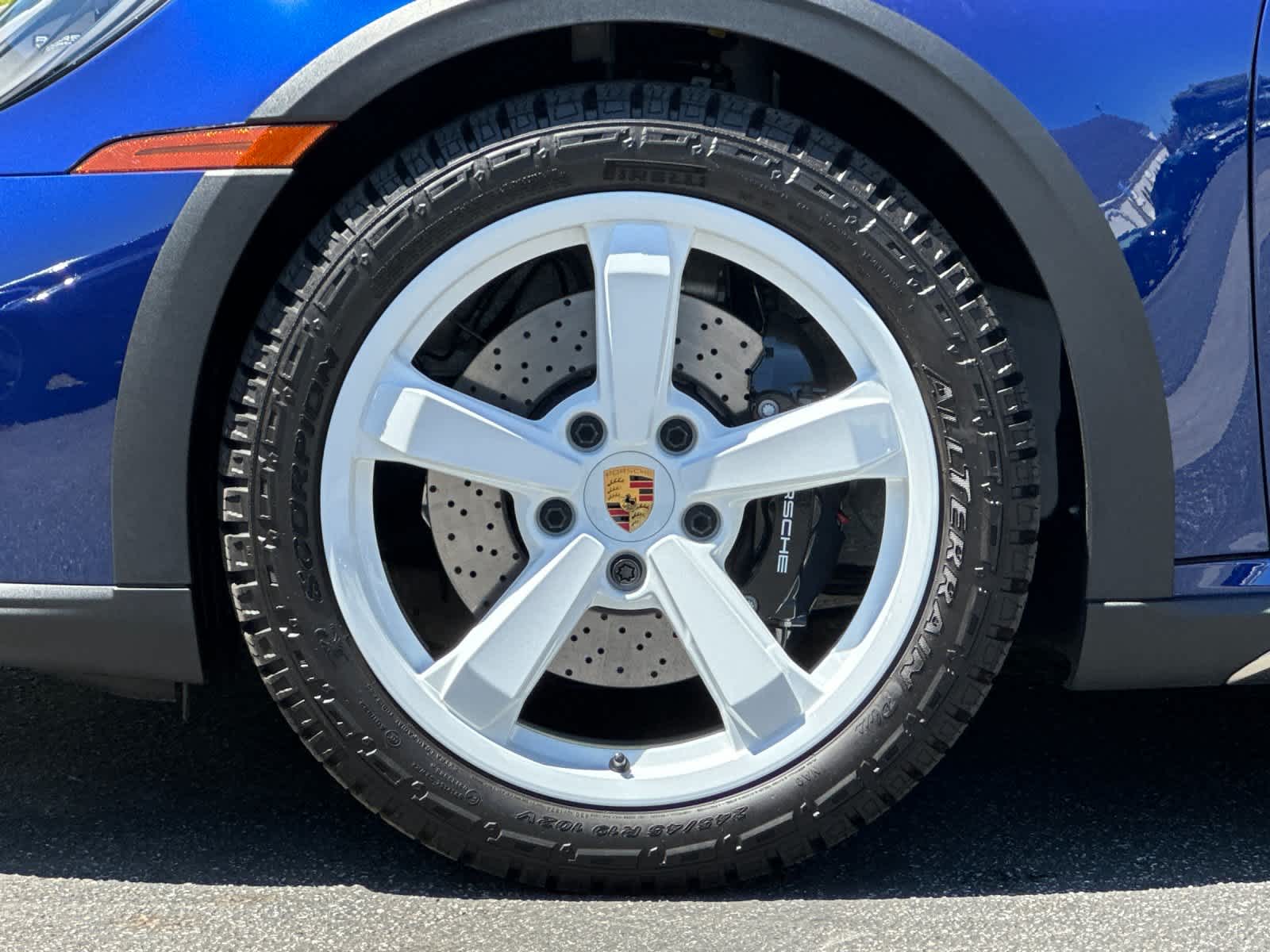 2023 Porsche 911 911 Dakar