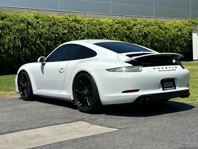 2016 Porsche 911 911 Carrera GTS