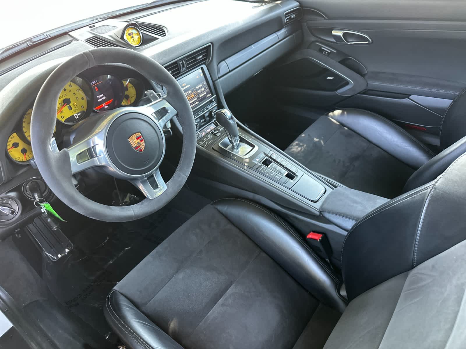 2016 Porsche 911 911 Carrera GTS