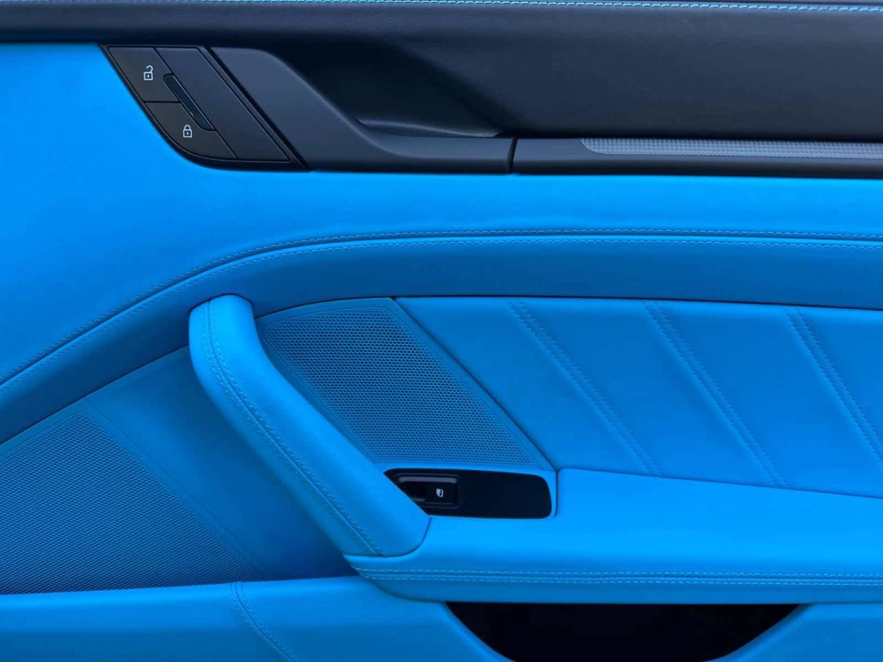 2026 Porsche 911 Carrera GTS