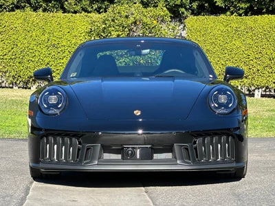 2026 Porsche 911 Carrera 4 GTS