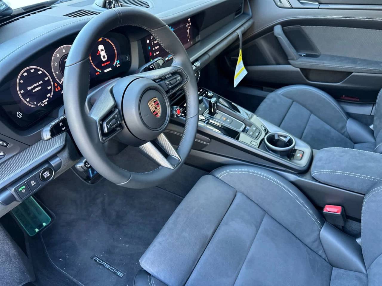 2026 Porsche 911 Carrera 4 GTS