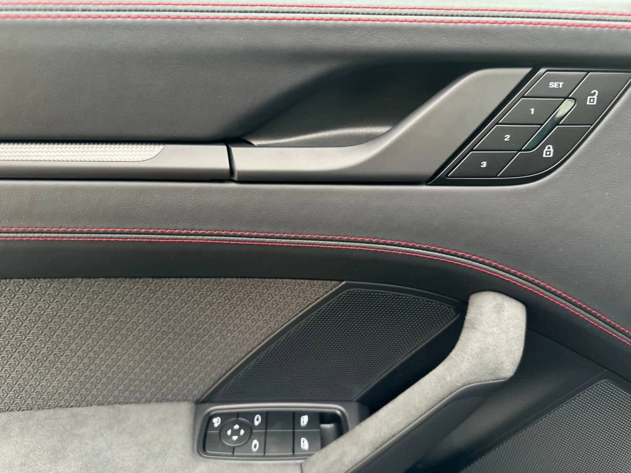 2026 Porsche 911 Carrera 4 GTS