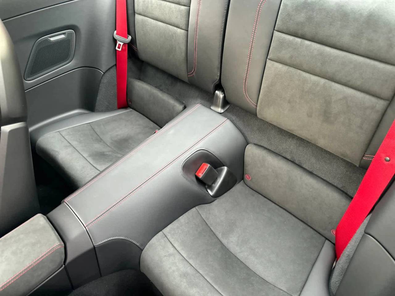 2026 Porsche 911 Carrera 4 GTS