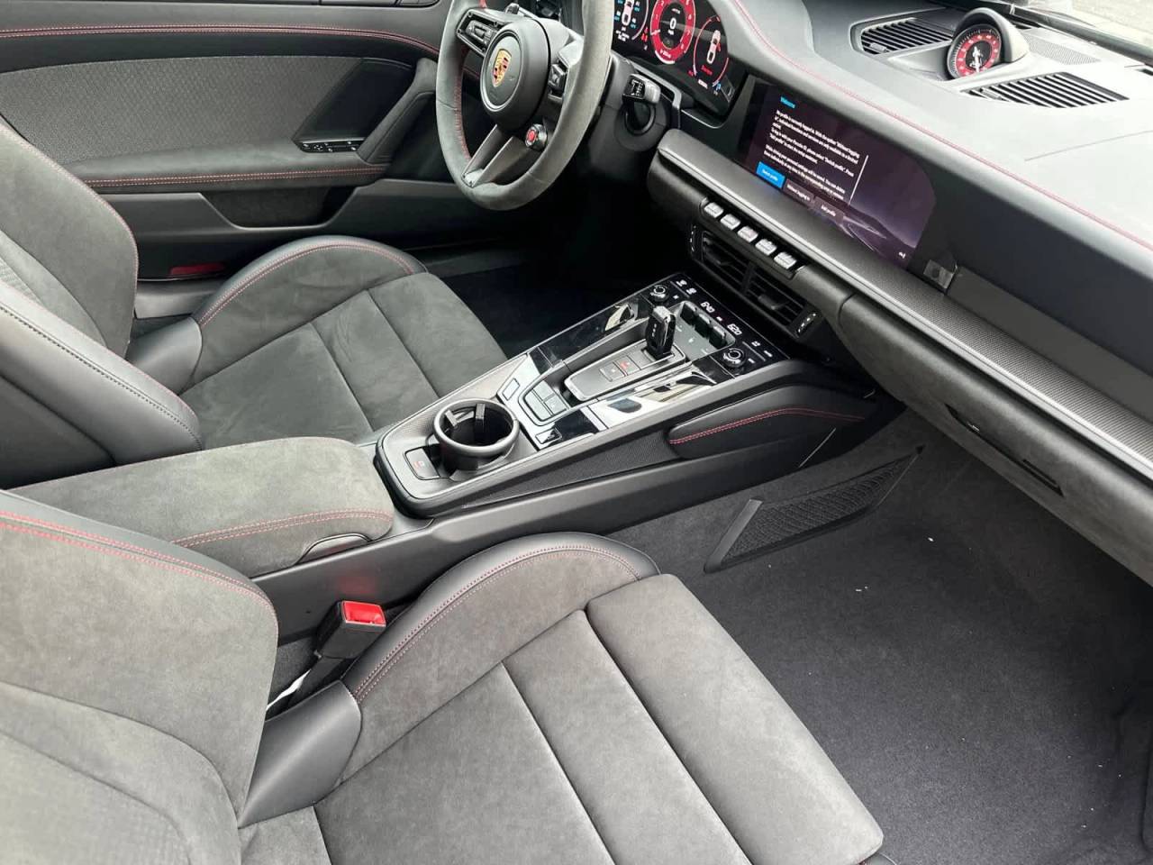 2026 Porsche 911 Carrera 4 GTS