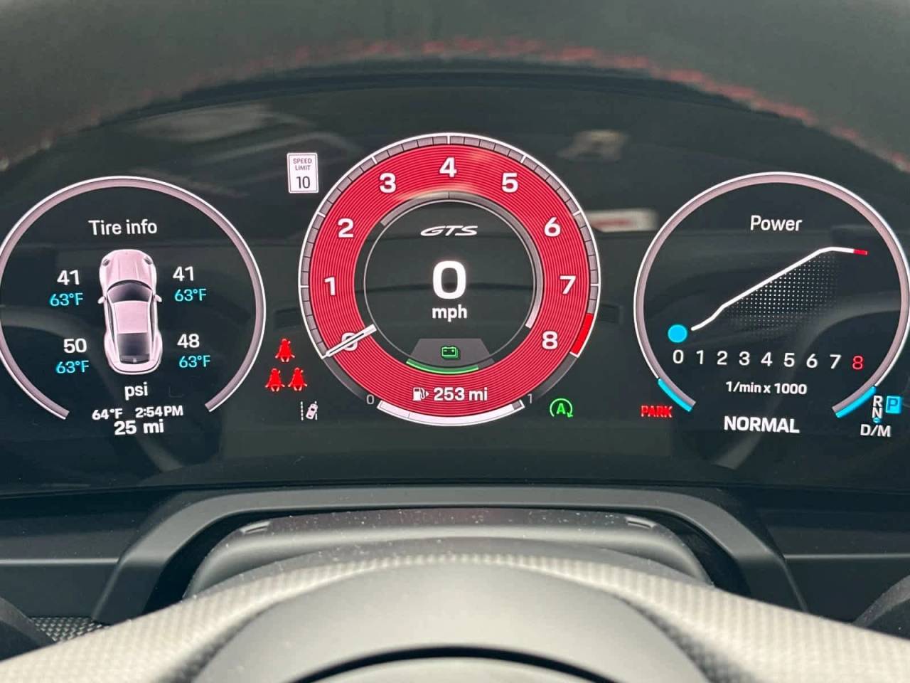 2026 Porsche 911 Carrera 4 GTS