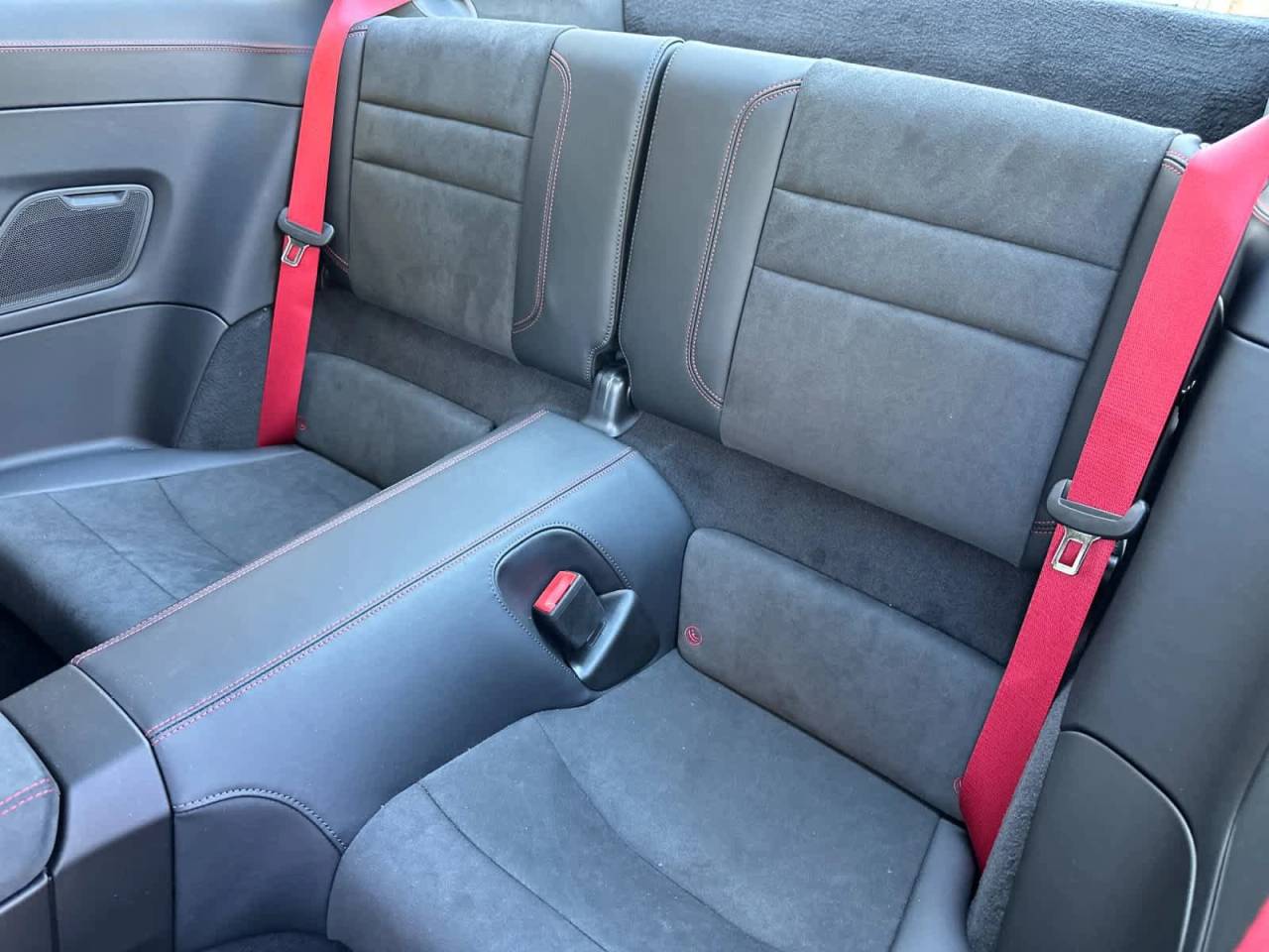 2025 Porsche 911 Carrera GTS