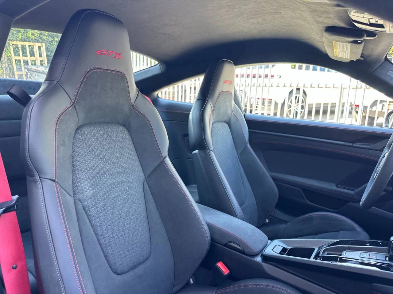 2025 Porsche 911 Carrera GTS