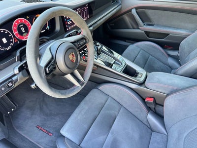 2025 Porsche 911 Carrera GTS