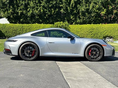 2025 Porsche 911 Carrera GTS