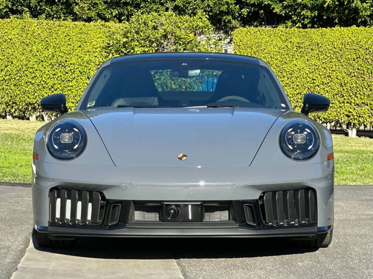 2026 Porsche 911 Carrera 4 GTS