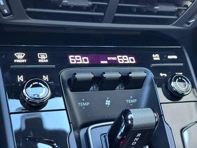 2026 Porsche 911 Carrera 4 GTS