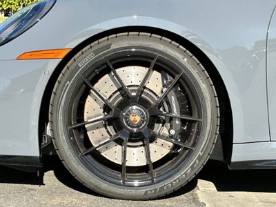 2026 Porsche 911 Carrera 4 GTS