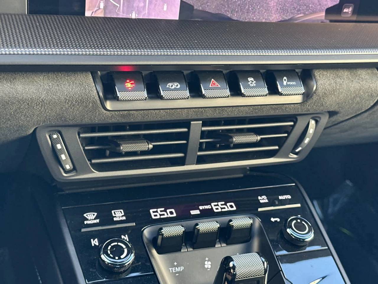 2025 Porsche 911 Carrera GTS