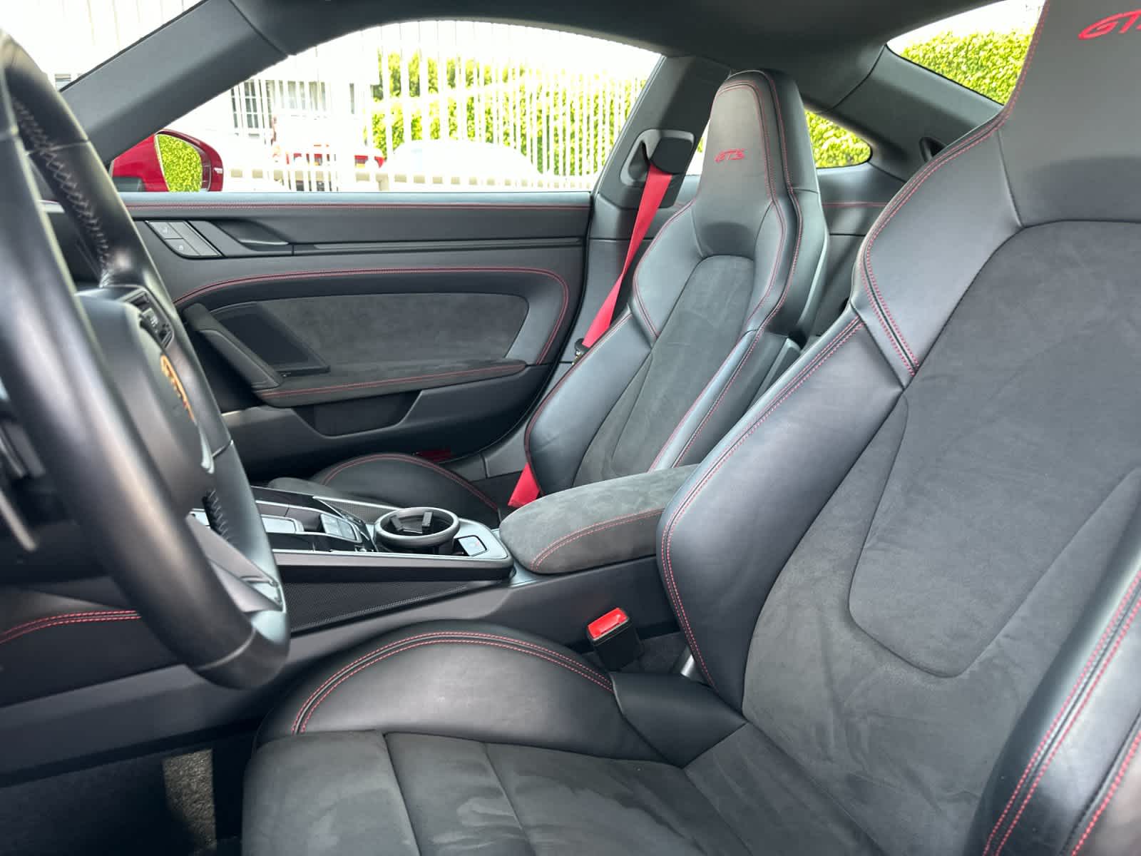 2024 Porsche 911 Carrera GTS