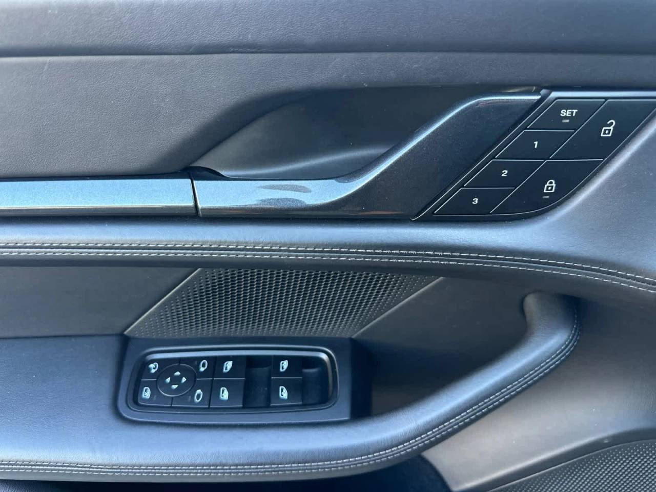 2022 Porsche Taycan 4S