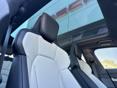 2026 Porsche Taycan 4S