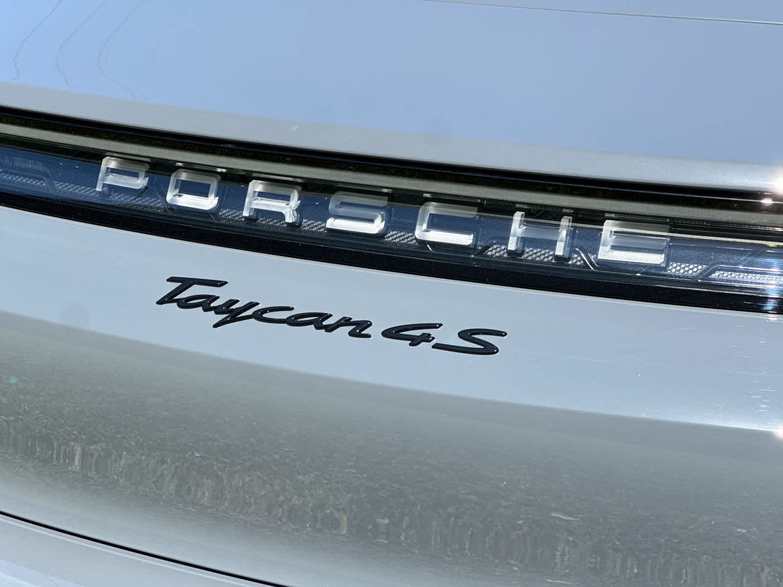 2026 Porsche Taycan 4S