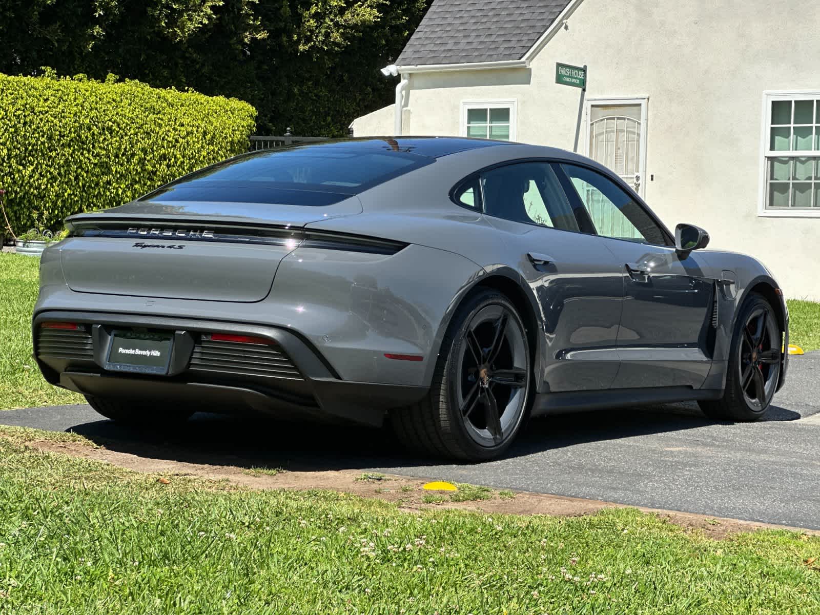 2026 Porsche Taycan 4S