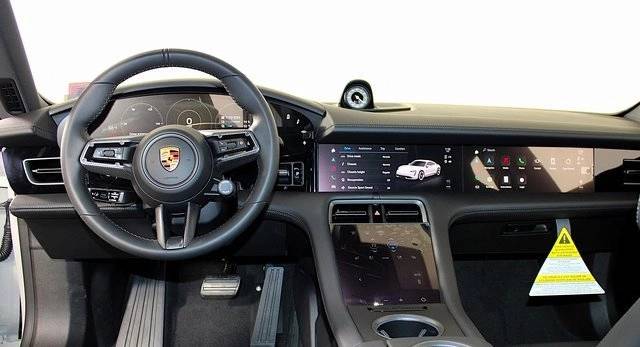 2024 Porsche Taycan 4S