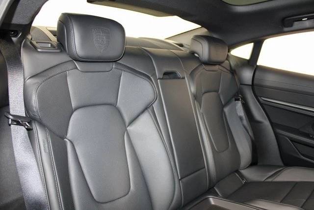 2024 Porsche Taycan 4S