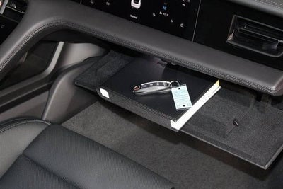 2024 Porsche Taycan 4S