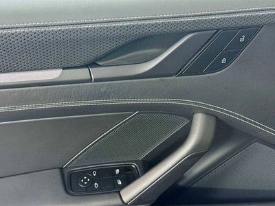 2022 Porsche 911 GT3 w/Touring Package