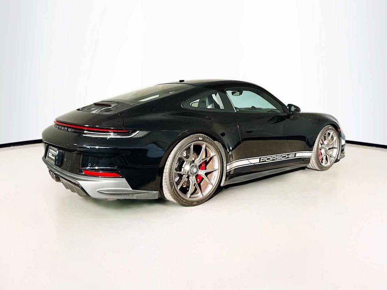 2022 Porsche 911 GT3 w/Touring Package