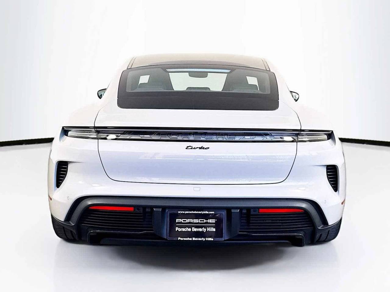 2025 Porsche Taycan Turbo