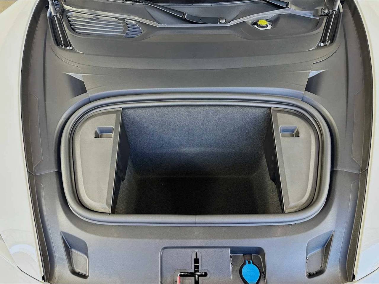 2025 Porsche Taycan Turbo