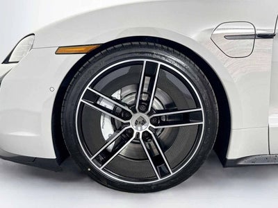 2025 Porsche Taycan Turbo