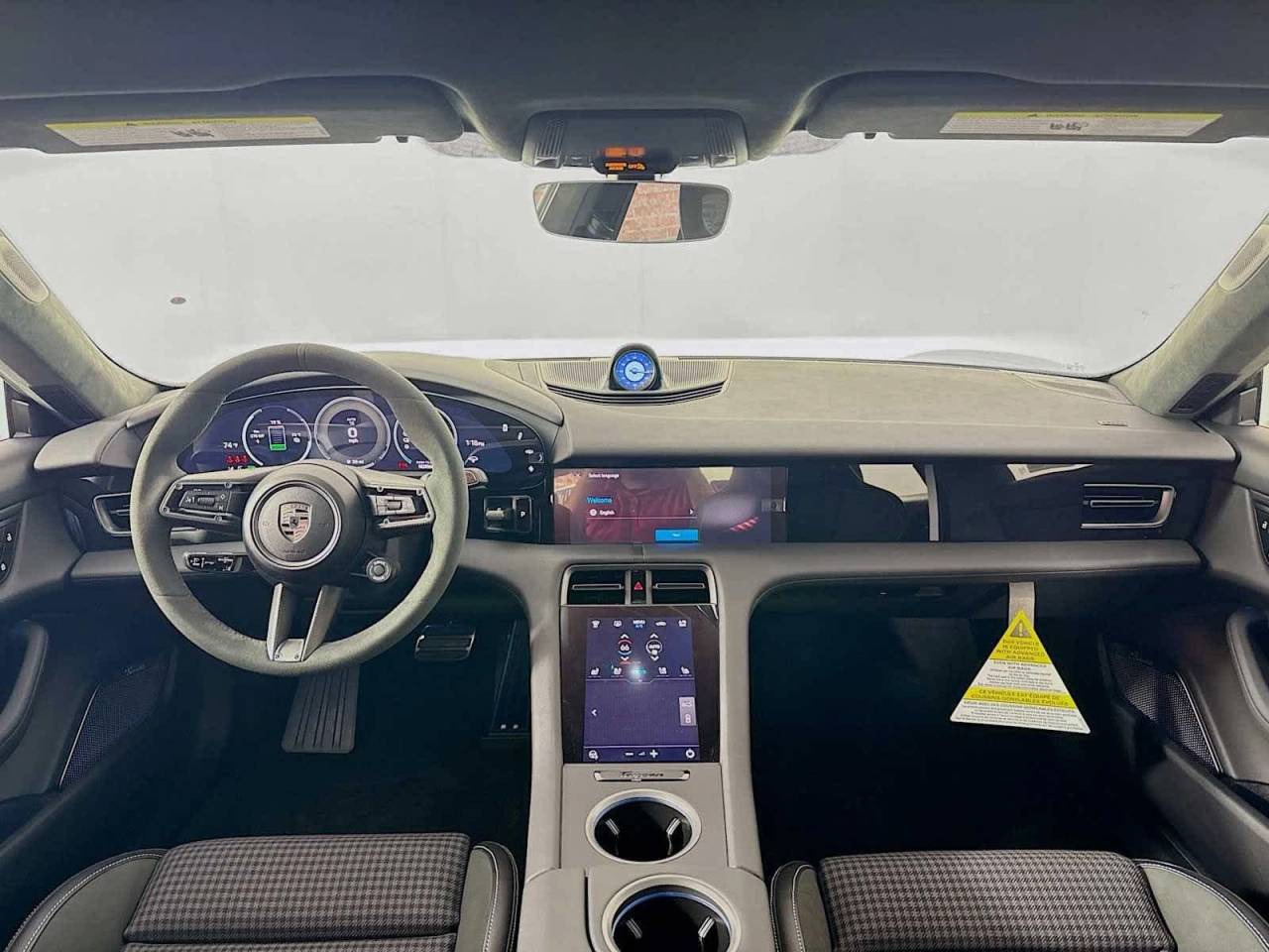 2025 Porsche Taycan Turbo