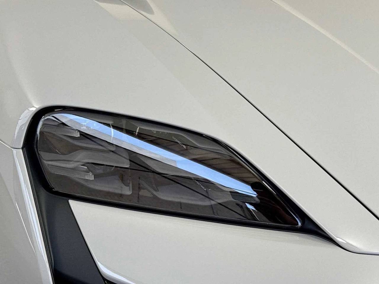 2025 Porsche Taycan Turbo