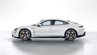 2020 Porsche Taycan Taycan Turbo