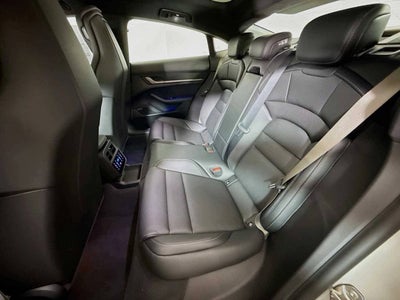 2025 Porsche Taycan Turbo