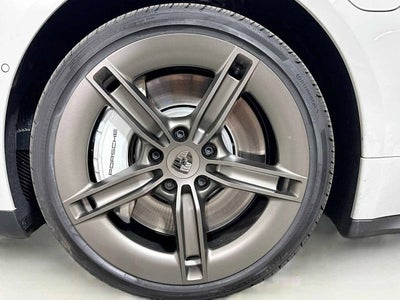 2025 Porsche Taycan Turbo