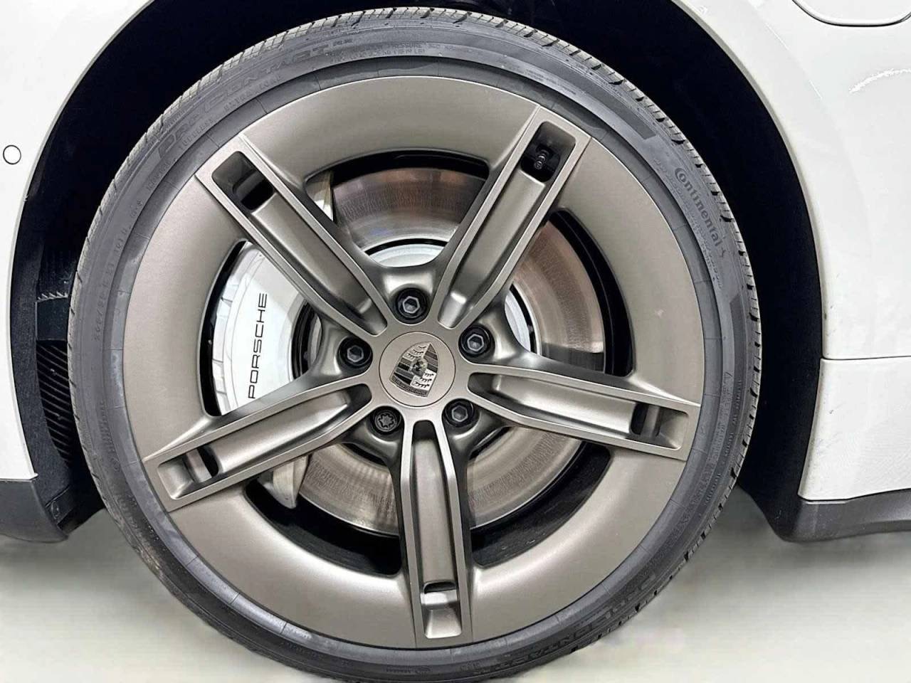 2025 Porsche Taycan Turbo