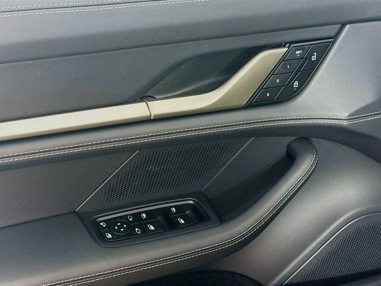 2026 Porsche Taycan Turbo