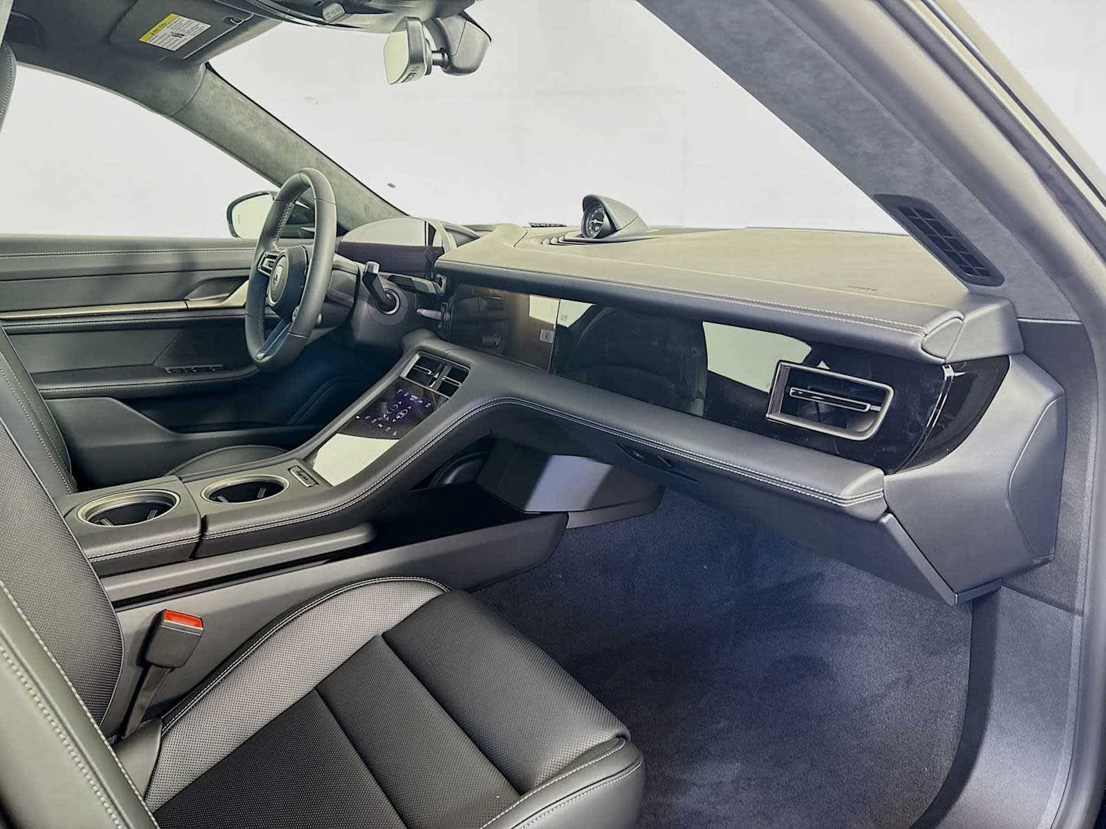 2026 Porsche Taycan Taycan Turbo