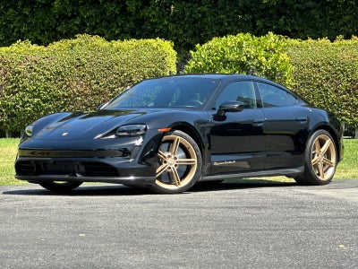 2022 Porsche Taycan Taycan Turbo S (MY22)